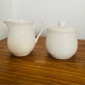 Mayfair & Jackson White Creamer&Sugar Set